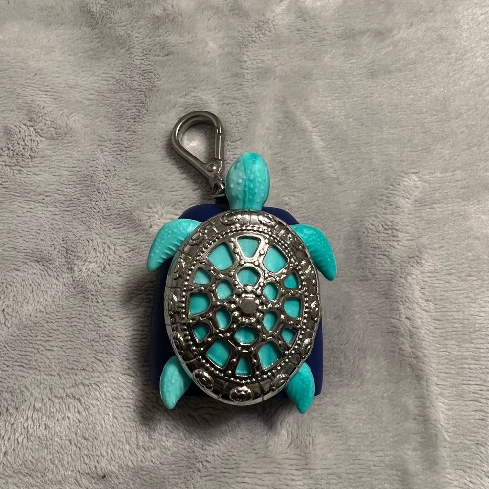 Pocketbac holder with turtle